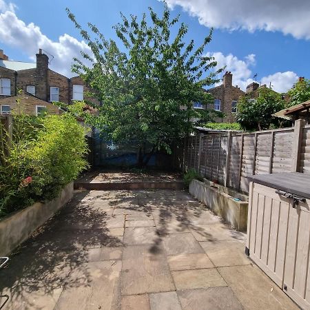 Single Room With En-Suite Shower Room In Zone 1 London Londres Exterior foto