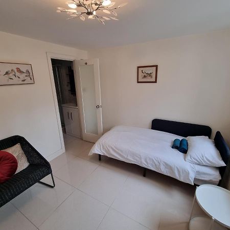 Single Room With En-Suite Shower Room In Zone 1 London Londres Exterior foto